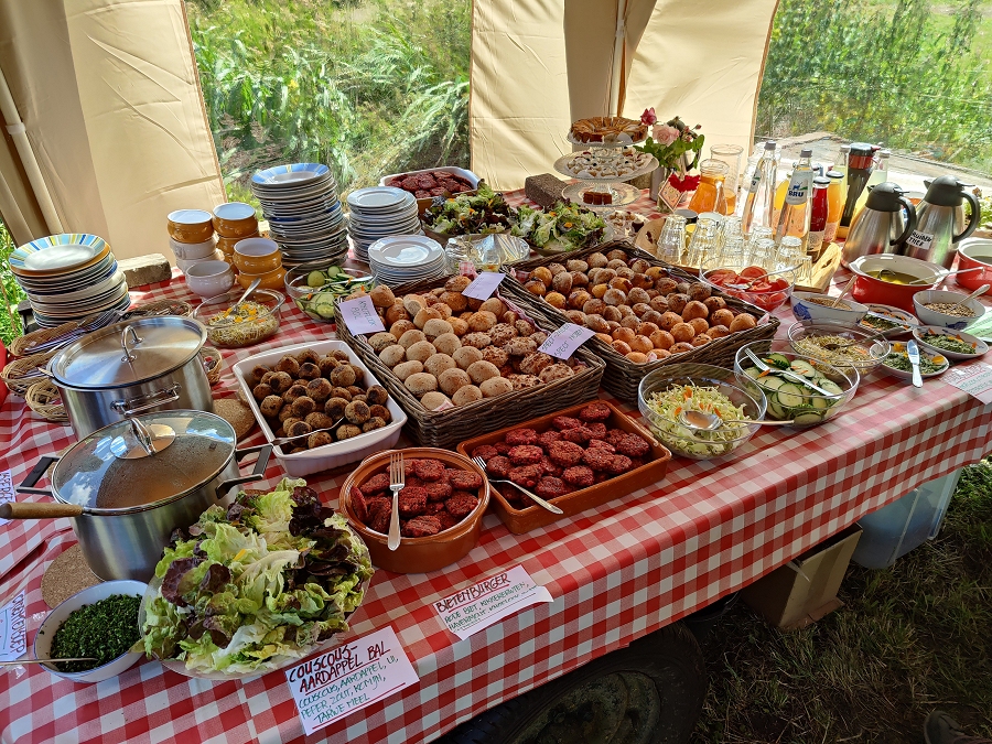 Buffet 20 jaar Leeuweriksveld